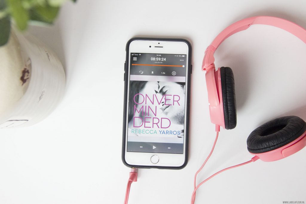 boek, onverminderd, Rebecca Yarros