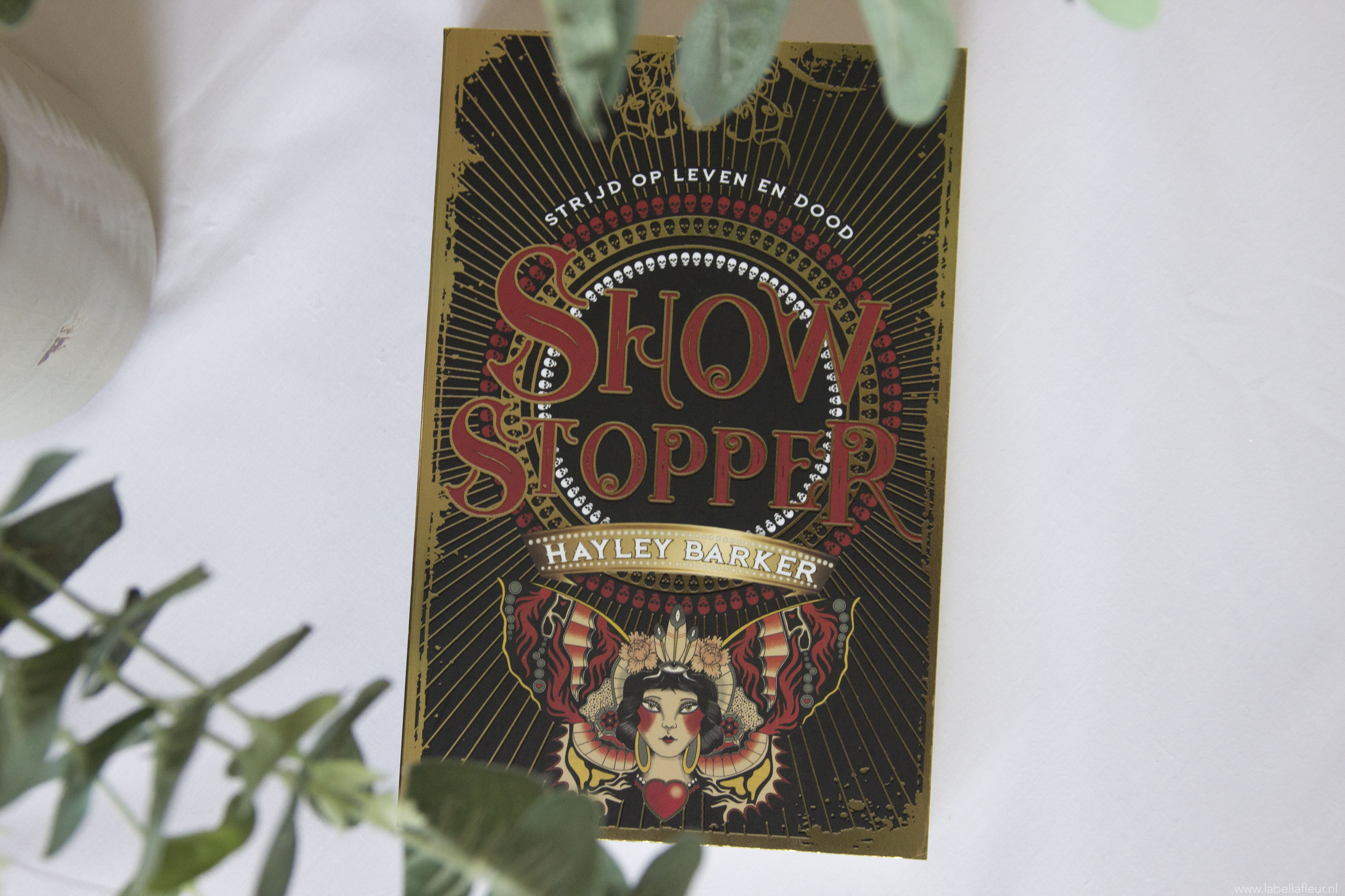 Boeken, gelezen, showstopper, recensie, Hayley Barker