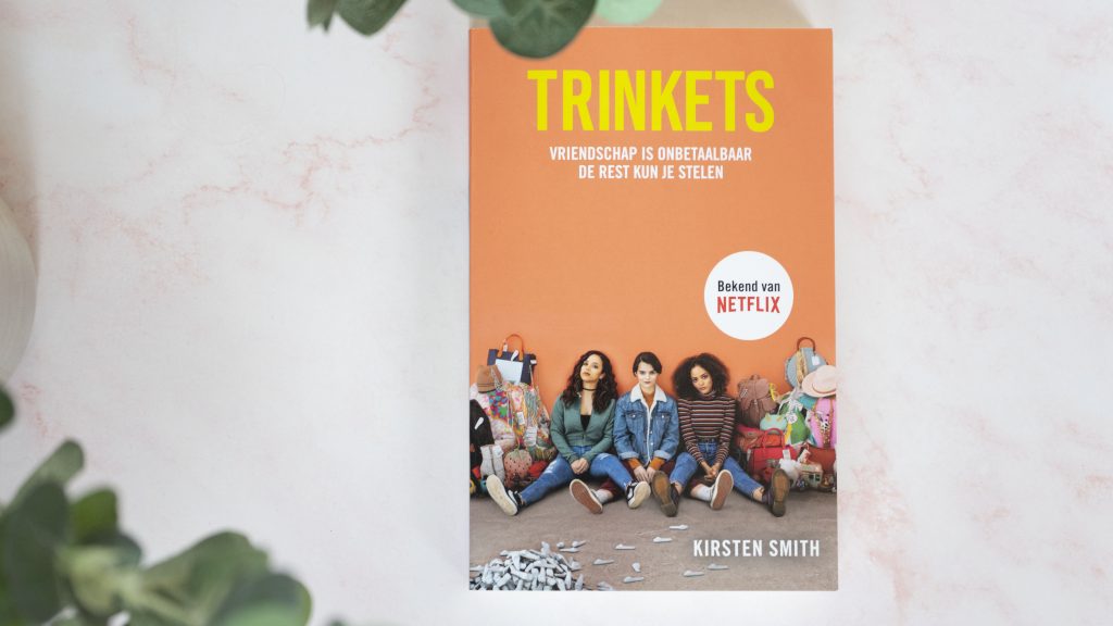 recensie, trinkets, Kirsten Smith